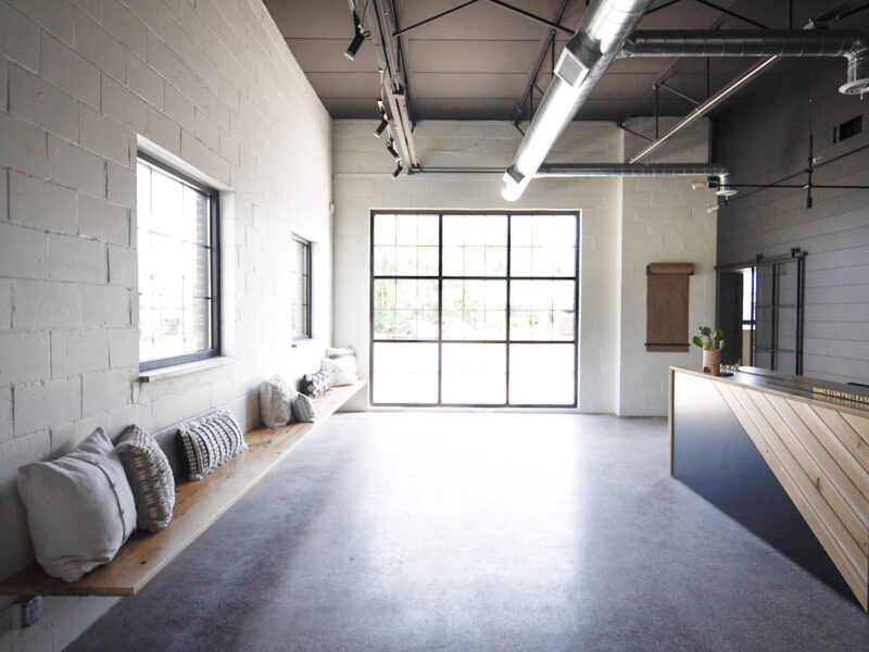 Spacious Modern/Industrial Studio