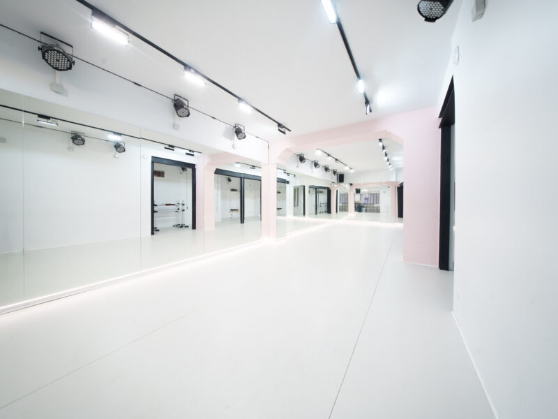 80m2 salle de danse