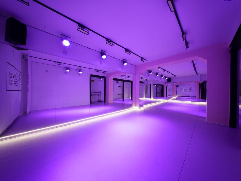 80m2 salle de danse