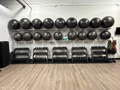 Beautiful open dance space with amazing lighting! Centrally located with A/C